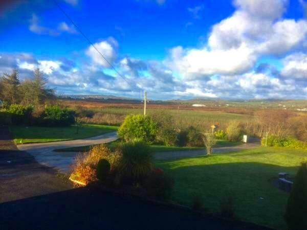 Culdonagh Manor B&B Malin Екстер'єр фото